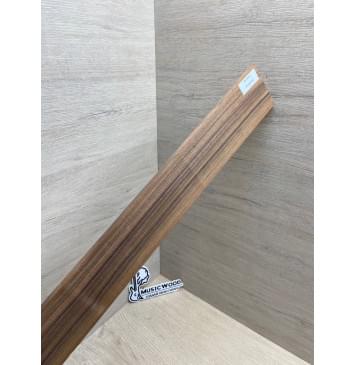 Палисандр Бразильский Сантос заготовка накладки для электрогитары Радиал А 9х66-58х527 мм (уценка - сучки)-2