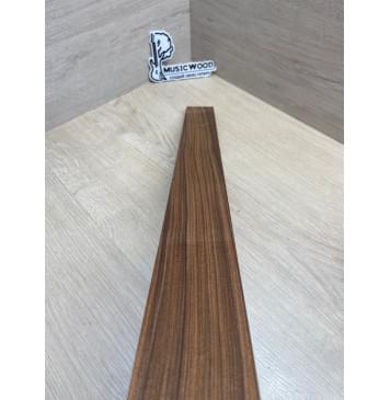 Палисандр Бразильский Сантос заготовка накладки для электрогитары Радиал А 8,5х68-50х572 мм (уценка - сучки)-3