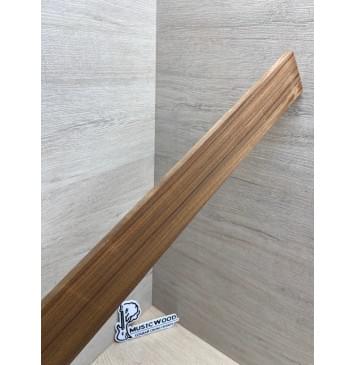 Палисандр Бразильский Сантос заготовка накладки для электрогитары Радиал А 8х70-51х542 мм (уценка - сучки)-11