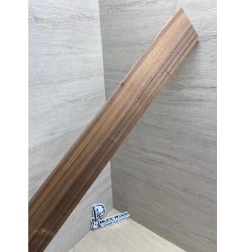 Палисандр Бразильский Сантос заготовка накладки для электрогитары Радиал А 8х68-59х630 мм (уценка - сучки)-5