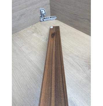 Палисандр Бразильский Сантос заготовка накладки для электрогитары Радиал А 9х68-55х630 мм (уценка - сучки)-12