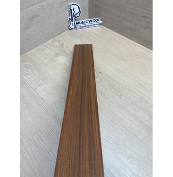 Палисандр Бразильский Сантос заготовка накладки для электрогитары Радиал А 8х63-58х528 мм (уценка - сучки)-9