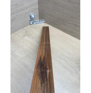 Палисандр Бразильский Сантос заготовка накладки для электрогитары Радиал А 8х62-51х630 мм (уценка - сучки)-1