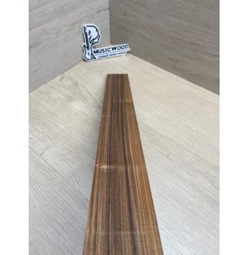 Палисандр Бразильский Сантос заготовка накладки для электрогитары Радиал А 8х65-54х527 мм (уценка - сучки)-5