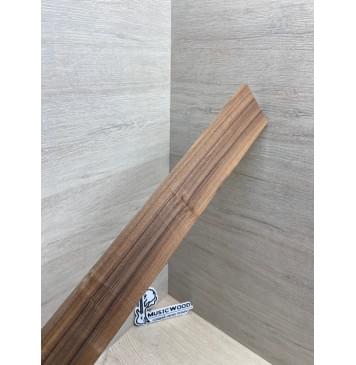 Палисандр Бразильский Сантос заготовка накладки для электрогитары Радиал А 8х65-54х527 мм (уценка - сучки)-7