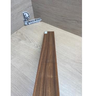 Палисандр Бразильский Сантос заготовка накладки для электрогитары Радиал А 8х66-57х527 мм (уценка - сучки)-2