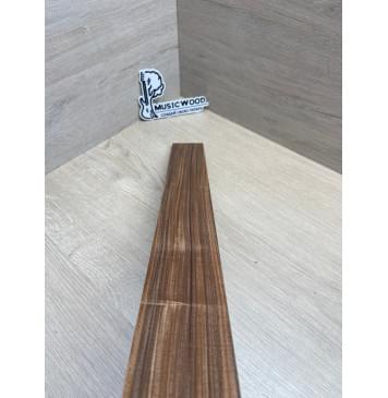 Палисандр Бразильский Сантос заготовка накладки для электрогитары Радиал А 9х64-54х528 мм (уценка - сучки)-1