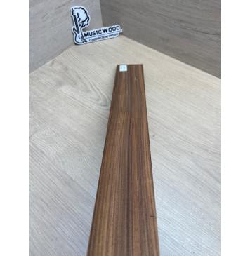 Палисандр Бразильский Сантос заготовка накладки для электрогитары Радиал А 9х64-54х528 мм (уценка - сучки)-7