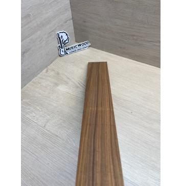 Палисандр Бразильский Сантос заготовка накладки для электрогитары Радиал А 8,5х70-52х542 мм (уценка - сучки)-6