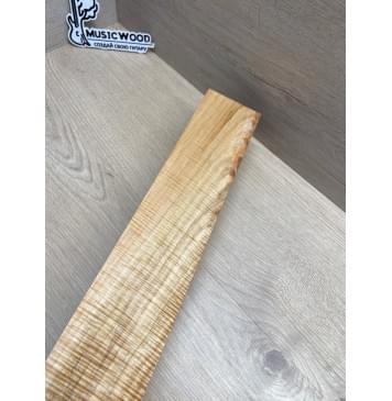 Клён Американский Волнистый заготовка грифа для электрогитары Смешанный АА Волна ААА 60х73х750 мм (Уценка-сучки)-8