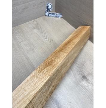 Клён Американский Волнистый заготовка грифа для электрогитары Смешанный АА Волна ААА 60х73х750 мм (Уценка-сучки)-10