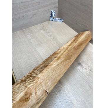 Клён Американский Волнистый заготовка грифа для электрогитары Смешанный АА Волна ААА 60х73х750 мм (Уценка-сучки)-12