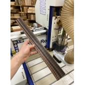 Фрезерованная накладка для электрогитары, Эбен Макассар Индонезийский, мензура 25,5" (647,7мм), 24 лада, 7х60-50х520мм, паз 0,6х3,5мм, Радиал АА, MusicWood