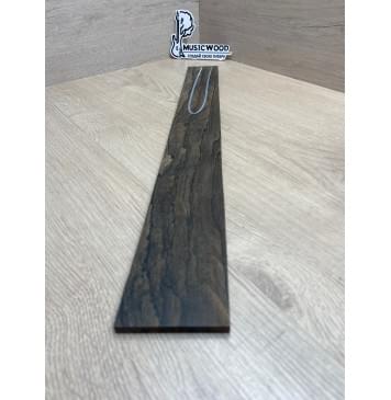 Зирикот заготовка накладки для электрогитары Радиал ААА 7,5х74-60х552 мм (уценка - трещина)-2