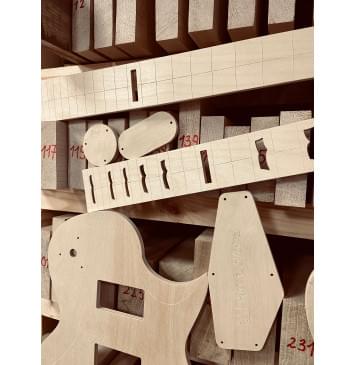 Шаблоны LTD EC-1000, комплект для фрезеровки гитары, фанера 8мм-3