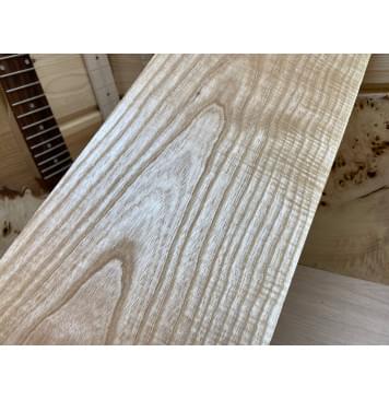 Ясень Белый Волнистый заготовка на топ Тангент ААА Волна АА 6х174х555 мм - 2шт. (книжкой) АКЦИЯ-5