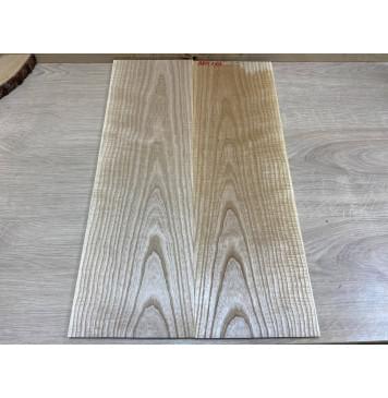 Ясень Белый Волнистый заготовка на топ Тангент ААА Волна АА 6х174х555 мм - 2шт. (книжкой) АКЦИЯ-1