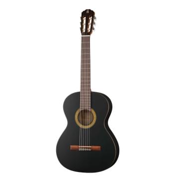 7.150 Классическая гитара 1C в футляре, черная матовая. Alhambra-0